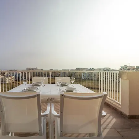 Appartement Sunny Penthouse Wterrace And Open Views *