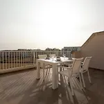 Sunny Penthouse Wterrace And Open Views Appartement St. Paul's Bay