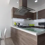 Appartement Sunny Penthouse Wterrace And Open Views *